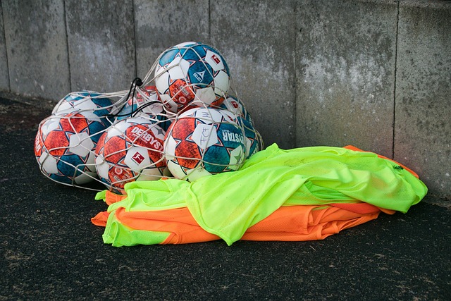 不僅限於傳 不僅限於傳